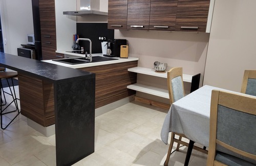 Le Breuil Apartment | Gîte Le Creusot-Bourgogne with swimming pool - Ground floor with PMR access