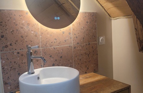 Orchamps Bed & Breakfast | GITE LE GEVOT - Nuitée EV6 tout confort