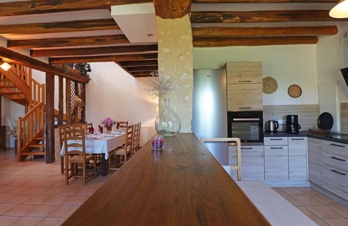 Le Pin-la-Garenne Cottage | Gite Le Pin-la-Garenne, 3 bedrooms, 8 persons