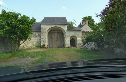 Courchamps House | Gite Les MEDIEVALES