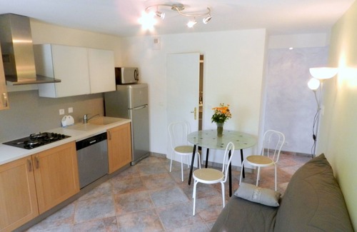 Sainte-Helene-du-Lac Apartment | GITE LES PLATANES T2 de 33m2, 3* AU CALME PROCHE LAC