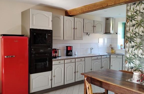 Lhuis House | Gite Les Platanes