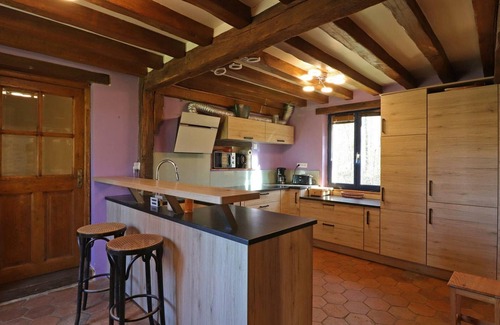 Les Ventes-de-Bourse Cottage | Gite Les Ventes-de-Bourse, 4 bedrooms, 9 persons