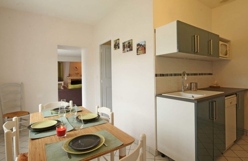 Montabard Cottage | Gite Montabard, 2 bedrooms, 5 persons