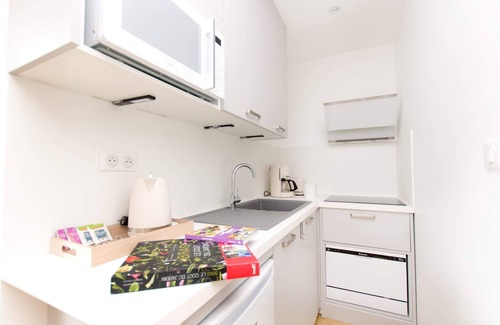 Pujaudran Cottage | Gîte Occitanie, 2 rooms, air-conditioned with terrace for 1 to 3 people - shared outdoor swimming pool