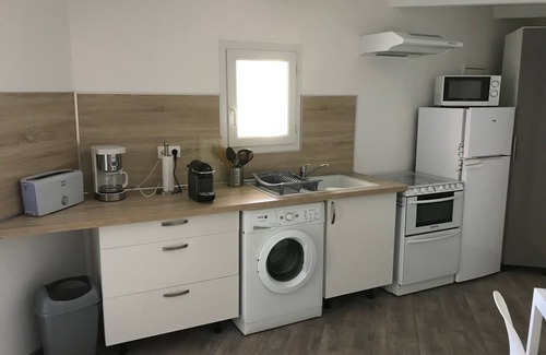 Saint-Julien Apartment | Gite of 50 m2 on the ground floor of villa