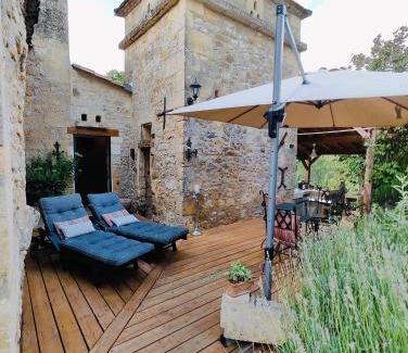 Beaumont-du-Perigord House | Gite romantique avec Sauna, Spa, Home cinéma -La Closerie du Biard-