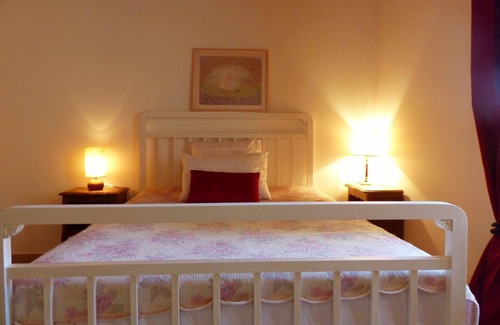 Rongeres Cottage | Gite Rongères, 1 bedroom, 2 persons