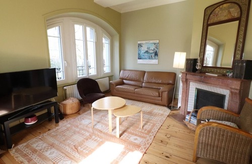Saint-Flour Cottage | Gite Saint-Flour, 6 bedrooms, 11 persons
