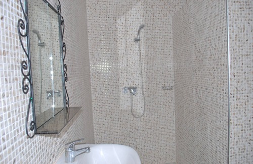 Issen House | Gite Souss