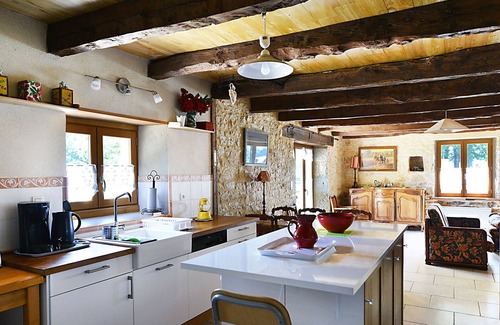 Villeneuve d'Aveyron Cottage | Gite Villeneuve, 2 bedrooms, 4 persons