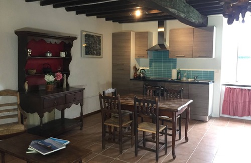 Saint-Sever-de-Rustan House | Gite with pool close to the pyrenees & ancient Abbey of Saint Sever de Rustan