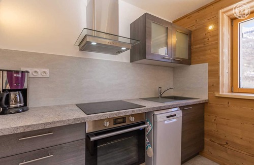 Saint-Michel-de-Maurienne House | Gites DE Beaune - LE Brequin
