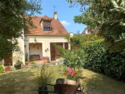 Herblay Bed & Breakfast | Gites Les Roses