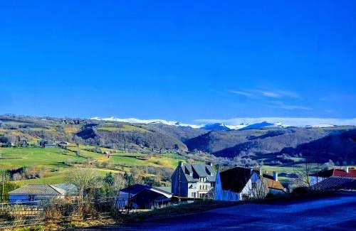 Saint-Cernin Apartment | Gites Puy Mary et Puy Griou