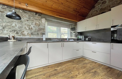 Kyleakin Cottage | Glacour Studio Cottage