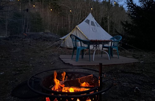 Farmington RV Rental | Glamping in paradise 7 acre pond surrounded by blueberries and forest