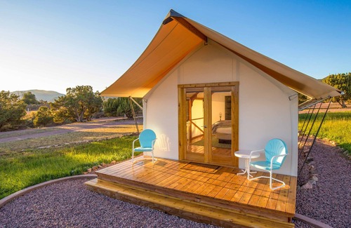 Canon City Cabin | Glamping Tent Single Queen - Royal Gorge Cabins