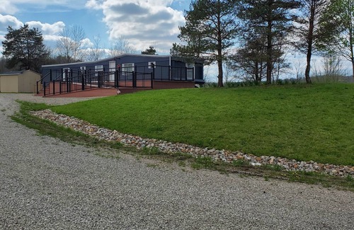 Kipling RV Rental | Glamplyfe in Cambridge: RV Site #4