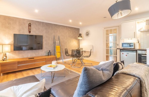 City Centre Glasgow Apartment | Glasgow Green - Turnball Street
