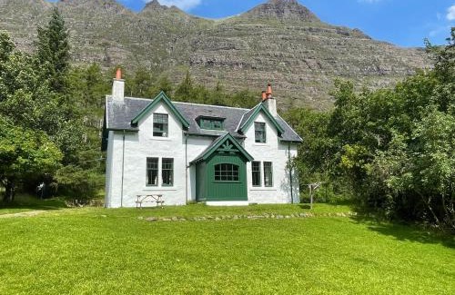 Achnasheen House | Glen Cottage - Torridon