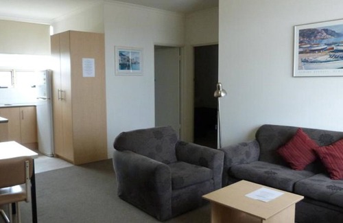 Glenelg Apartment | Glenelg Holiday Apartments