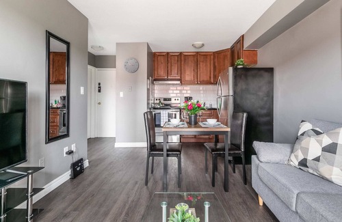 Rosedale Apartment | Glenview West Apartment with Patio - Near Downtown