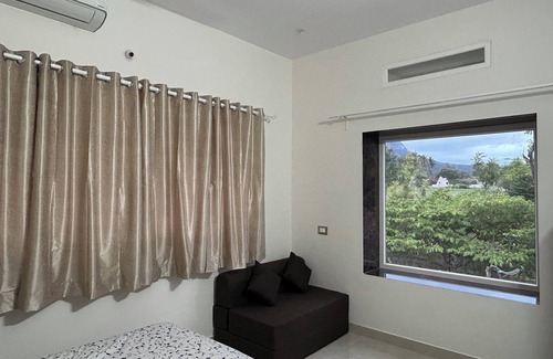 Nandi Hills Villa | Glenville Holiday Villa - Top Two Floors