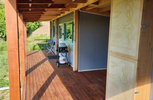 Akaroa Bed & Breakfast | Glenwood Akaroa Bush Retreat - Kanuka Hut