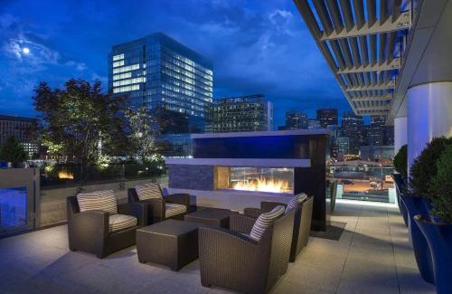 Seaport District Apartment | Global Luxury Suites at Boston Seaport