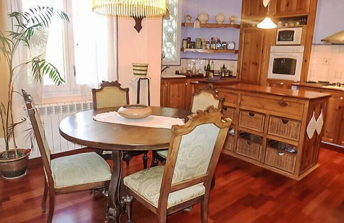 Olot House | Global Olot - By Global Rental Holidays 7017