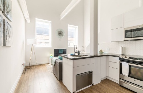 Kirkendall North Condo | GLOBALSTAY. Dundurn LOFTS. Free parking