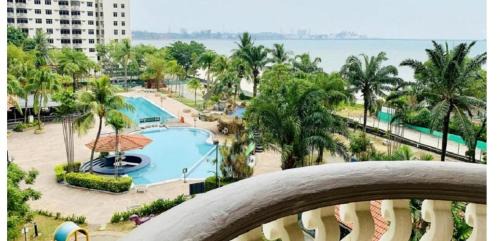 Taman Tanjung Apartment | Glory beach resort 2 bedroom seaview apartment