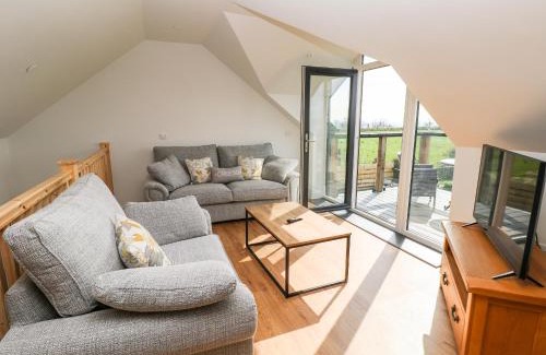 Efailwen House | Glowty Brynbedw