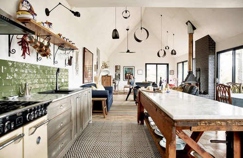 Raglan House | Glut Farm | Eco luxury Vineyard Farmstay