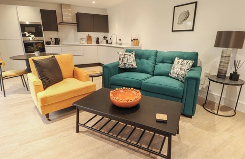 Tyn-y-Gongl Cottage | GLYNLLIFON 1, pet friendly, country holiday cottage in Benllech