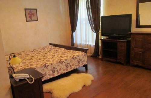 Shaian House | Gnizdo Golubky