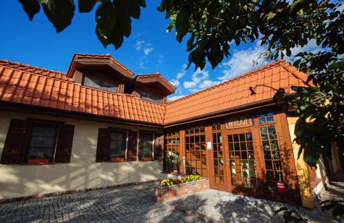 Oborniki Bed & Breakfast | Gościniec Gryszczeniówka & SPA