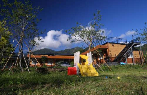 Xinyi Bed & Breakfast | GO Bill B&B