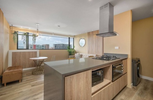 La Aguacatala Apartment | Go Living 407 · Stylish Luxury 2BD Apt -2AC by HOUSY HOST