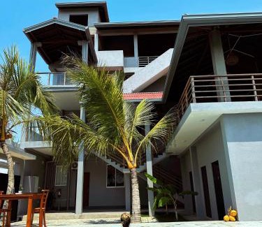 Hikkaduwa House | Goalie Beachfront Resort