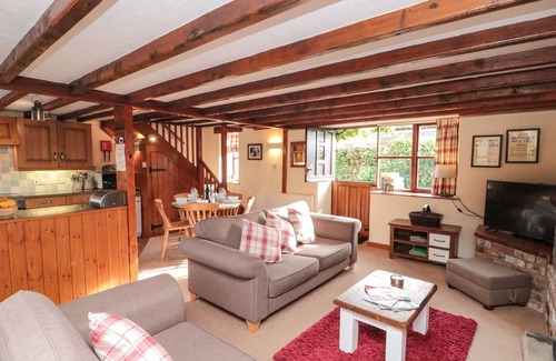 Ruswarp Cottage | GOATHLAND COTTAGE, family friendly, with a garden in Ruswarp