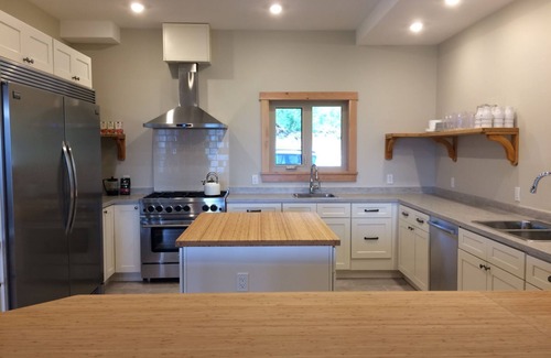 Parson House | God's Peaks Lodge - Christian Retreat Center