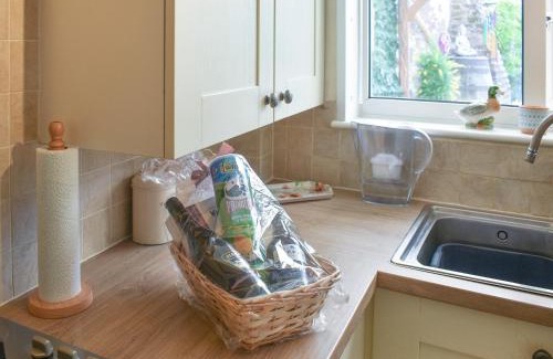 Swaffham House | Gold Cottage