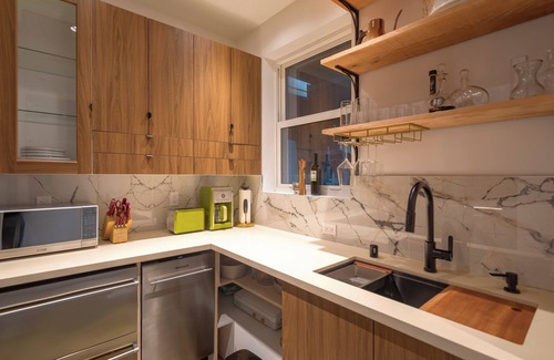 Nob Hill Apartment | Gold Rush Suite In Historic Upper Nob Hill - Location and Luxury