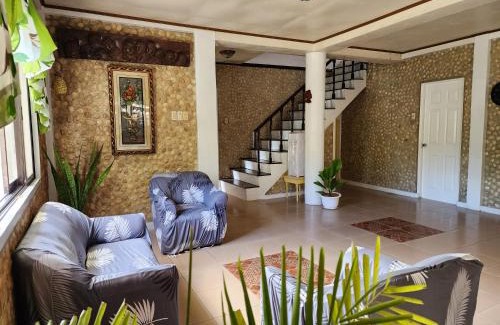 Oslob Hotel | Golda Coast Resort - Oslob