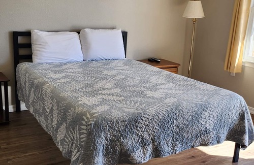 Lamar Hotel | Golden Arrow Motel