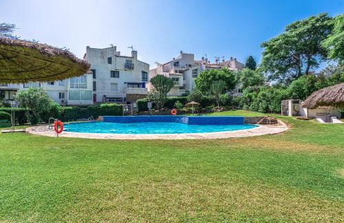 Bahia Dorada Apartment | Golden Bay Apartment