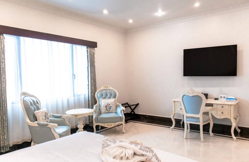 Belize City Hotel | Golden Bay Belize Hotel