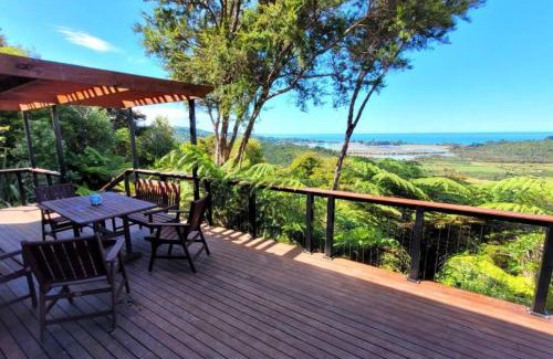 Parapara House | Golden Bay Heights - Luxury Accommodation